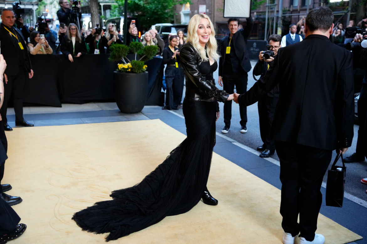 Met Gala należała do niej! Cher udowodniła, że czas się jej nie ima