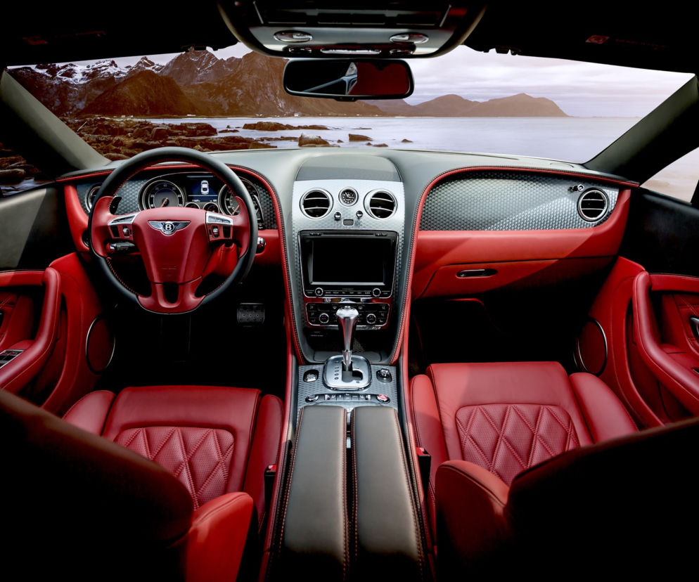 Rekordowa kara za przemyt luksusowych aut do Rosji. 20 mln zł za łamanie sankcji