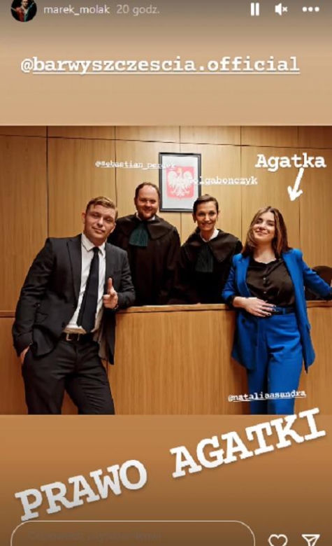 Barwy szczęścia na planie. Klemens (Sebastian Perdek), Sylwia Paszkowska (Olga Bończyk), Hubert (Marek Molak), Agata (Natalia Zambrzycka)