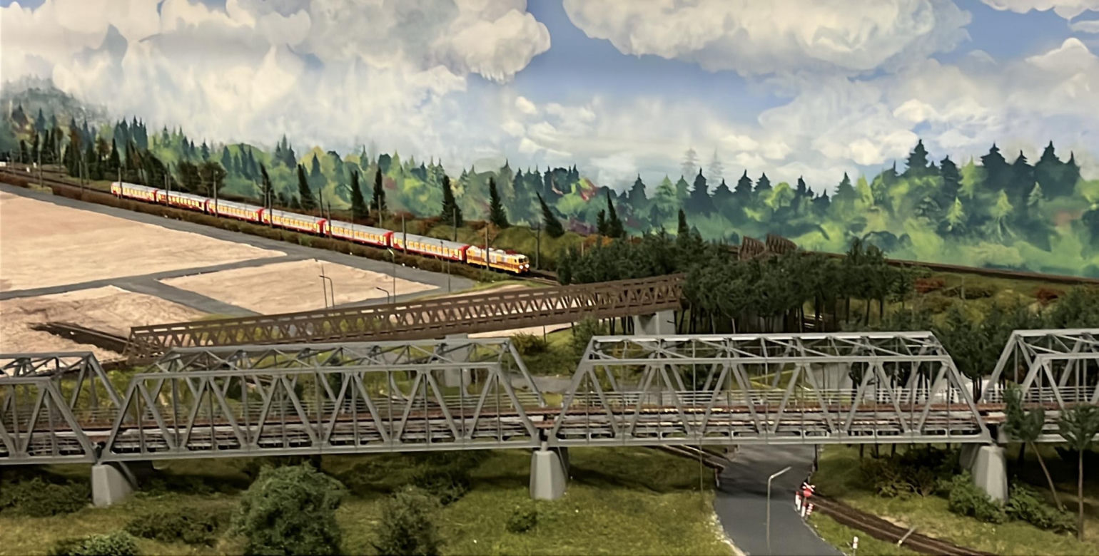 To największa na świecie modelarska makieta kolejowa. Na ponad trzech tysiącach metrów kwadratowych pokaże całą Polskę