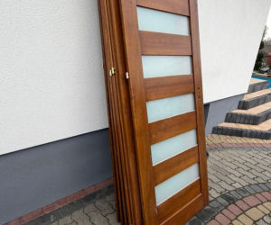 Rozbita szajka włamywaczy – zdjęcia z akcji i przeszukań w Dąbowie Tarnowskiej