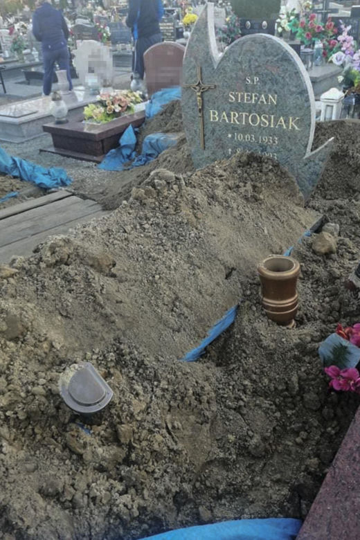 Zbezcześcili mi grób taty