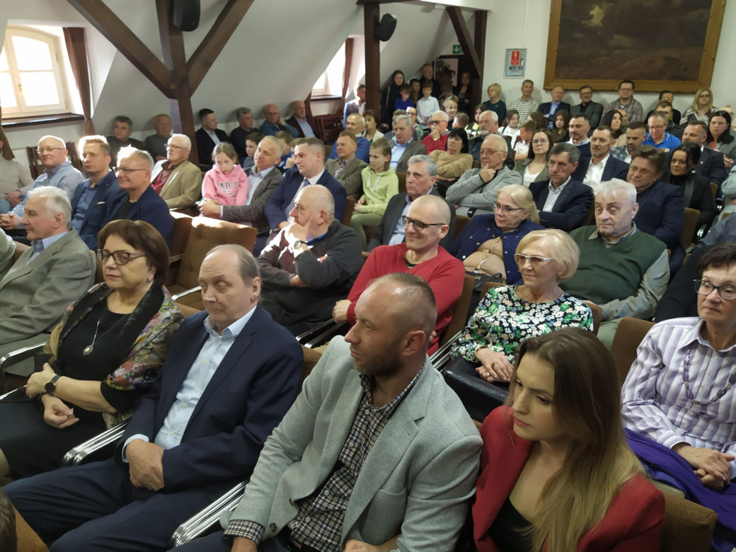 Zdjęcia z otwarcia wystawy o historii piłki nożnej w siedleckim Muzeum Regionalnym