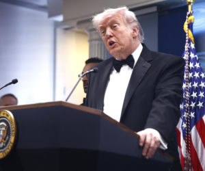 Strzały na kolacji z udziałem Donalda Trumpa