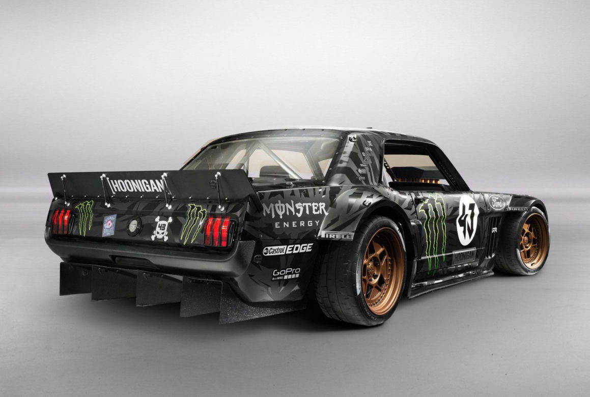 Ford Mustang Kena Blocka