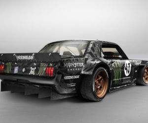 Ford Mustang Kena Blocka