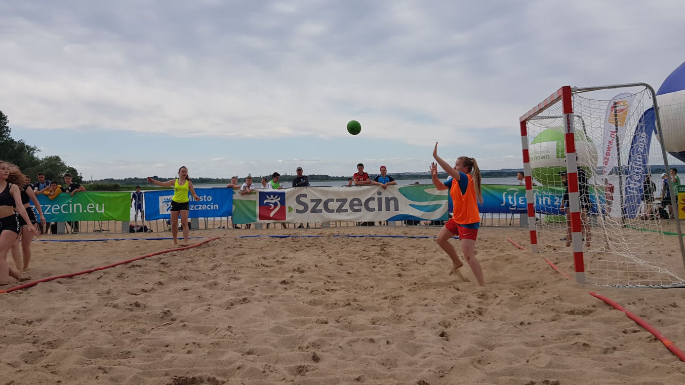 Młodzieżowe Mistrzostwa Polski w Piłce Ręcznej Plażowej Hurtostal 2 Cup