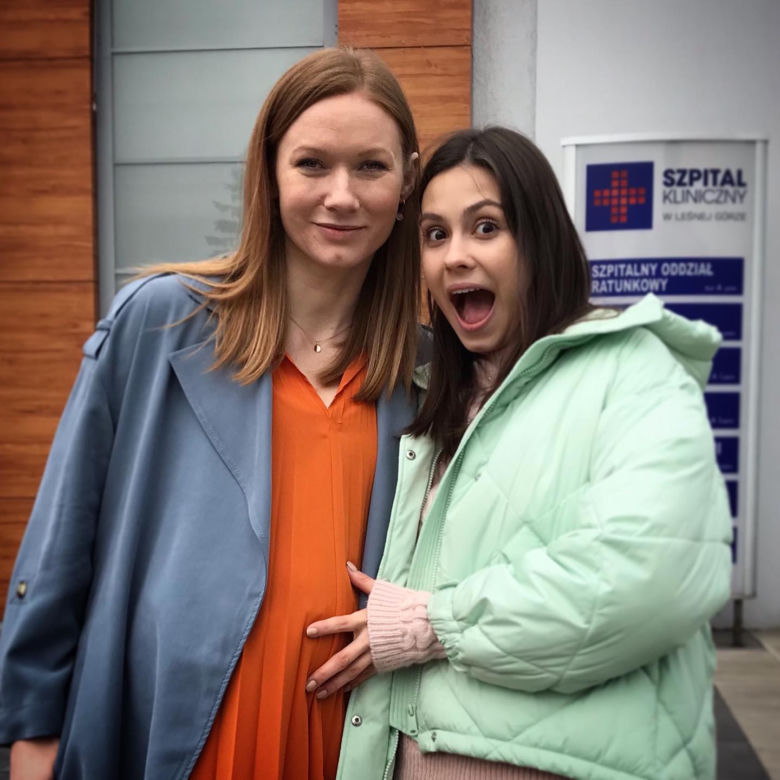 Na dobre i na złe. Wiktoria Consalida (Katarzyna Dąbrowska), Blanka (Pola Gonciarz)