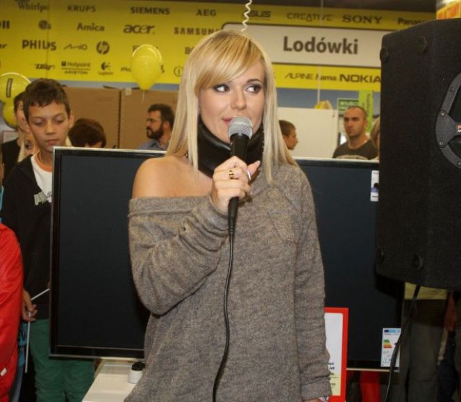 Kryzys u Dody! Wyprzedaje się!