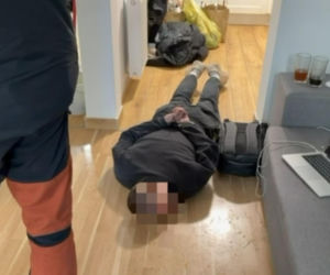 Handlowali ludźmi i narkotykami! Jedna z ofiar zdołała uciec. Zatrzymano 22 osoby