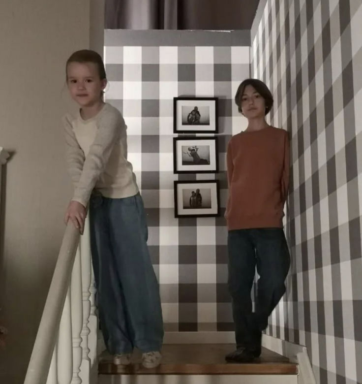 Barwy szczęścia po wakacjach. Marysia (Nina Szumowska), Emil (Artem Malashchuk)