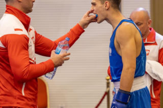 Utalentowany bokser z Torunia Borys Płachta przywiózł medal z Czarnogóry