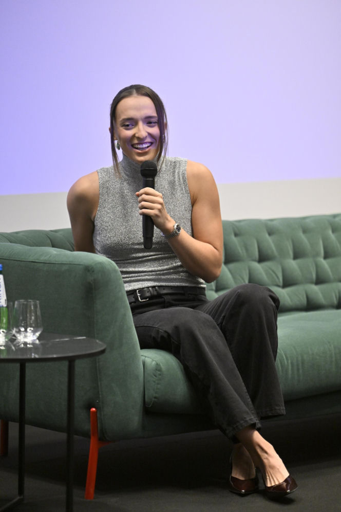 Iga Świątek i Daria Abramowicz na konferencji