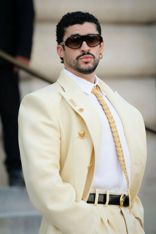 Bad Bunny na paryskim Fashion Weeku