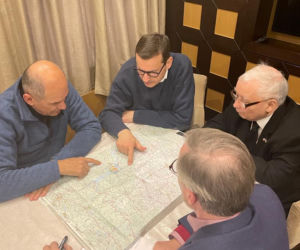 Mateusz Morawiecki i Jarosław Kaczyński w drodze do Kijowa