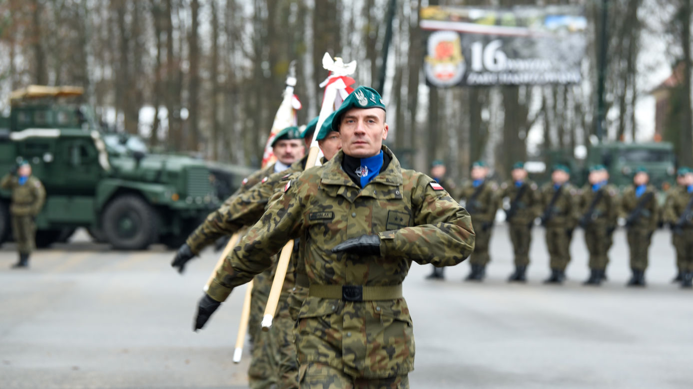 Olsztyn. Ponad 400 żołnierzy złożyło przysięgę. W uroczystości wziął udział szef MON [ZDJĘCIA]