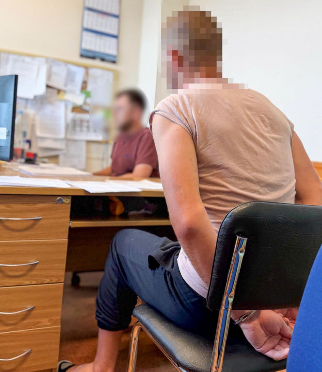 Adam stanął w obronie ukochanej, skatowali go na śmierć. Spoczął obok swoich braci