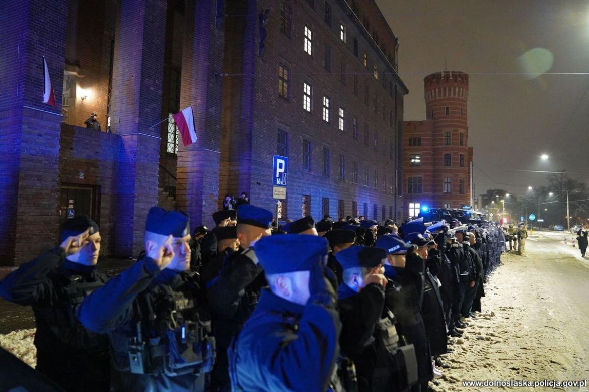 Dolny Śląsk oddał hołd zamordowanym policjantom   