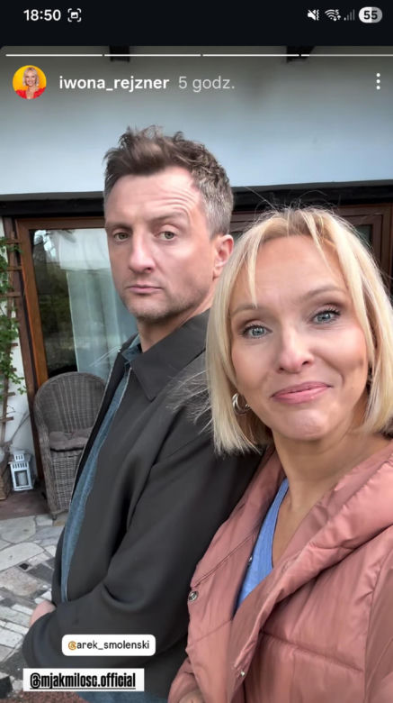 M jak miłość po wakacjach. Dorota (Iwona Rejzner), Bartek (Arkadiusz Smoleński) na planie