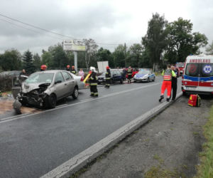 Chełm Śląski: Poważny wypadek na DW934. Rannych zostało pięć osób, w tym jedno dziecko [ZDJĘCIA]