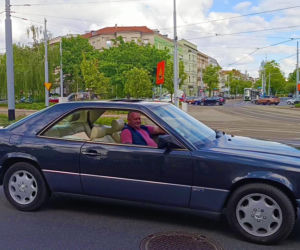 Parada zabytkowych pojazdów w Szczecinie