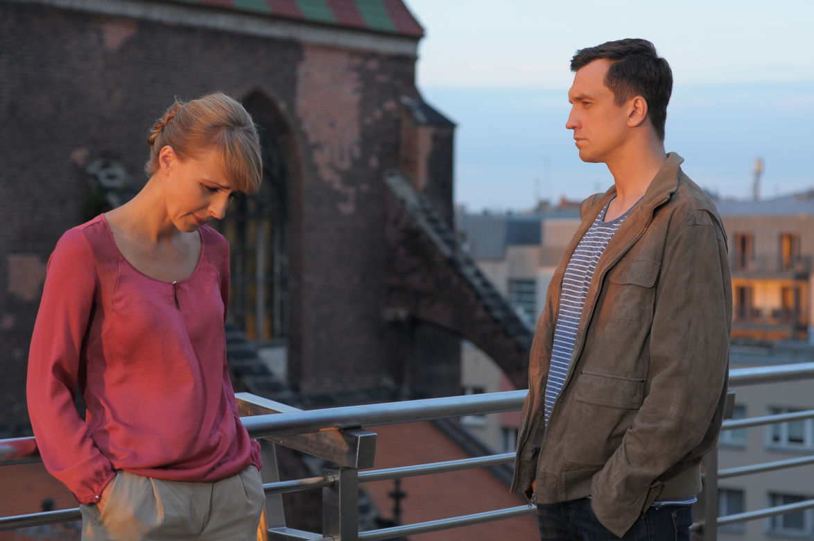 Pierwsza miłość. Sandra (Monika Dryl), Hubert (Michał Czernecki)