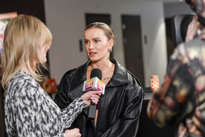 "Pokochaj swoje ciało": Omenaa Mensah, Joanna Przetakiewicz, Ewa Chodakowska, Kinga Zawodnik, Maffashion