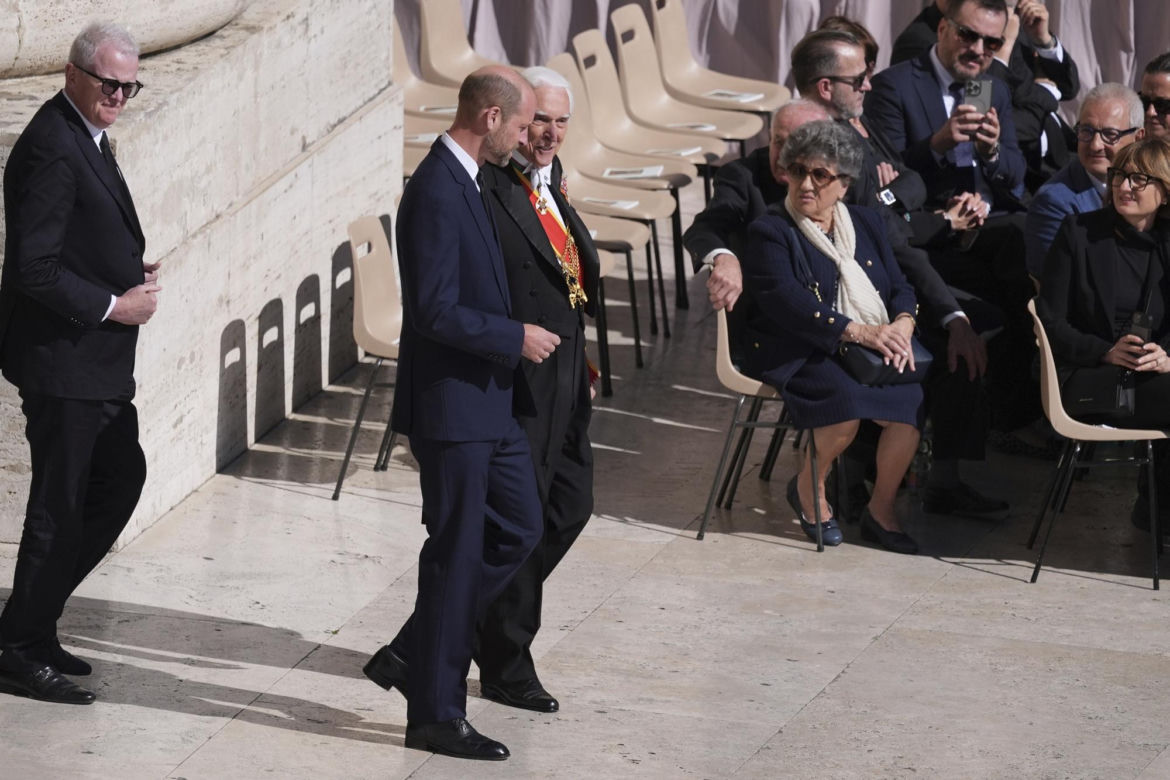 Księżna Kate nieobecna na pogrzebie papieża! Książę William był sam
