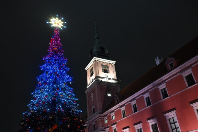 Świąteczna iluminacja 2025/2026 w Warszawie