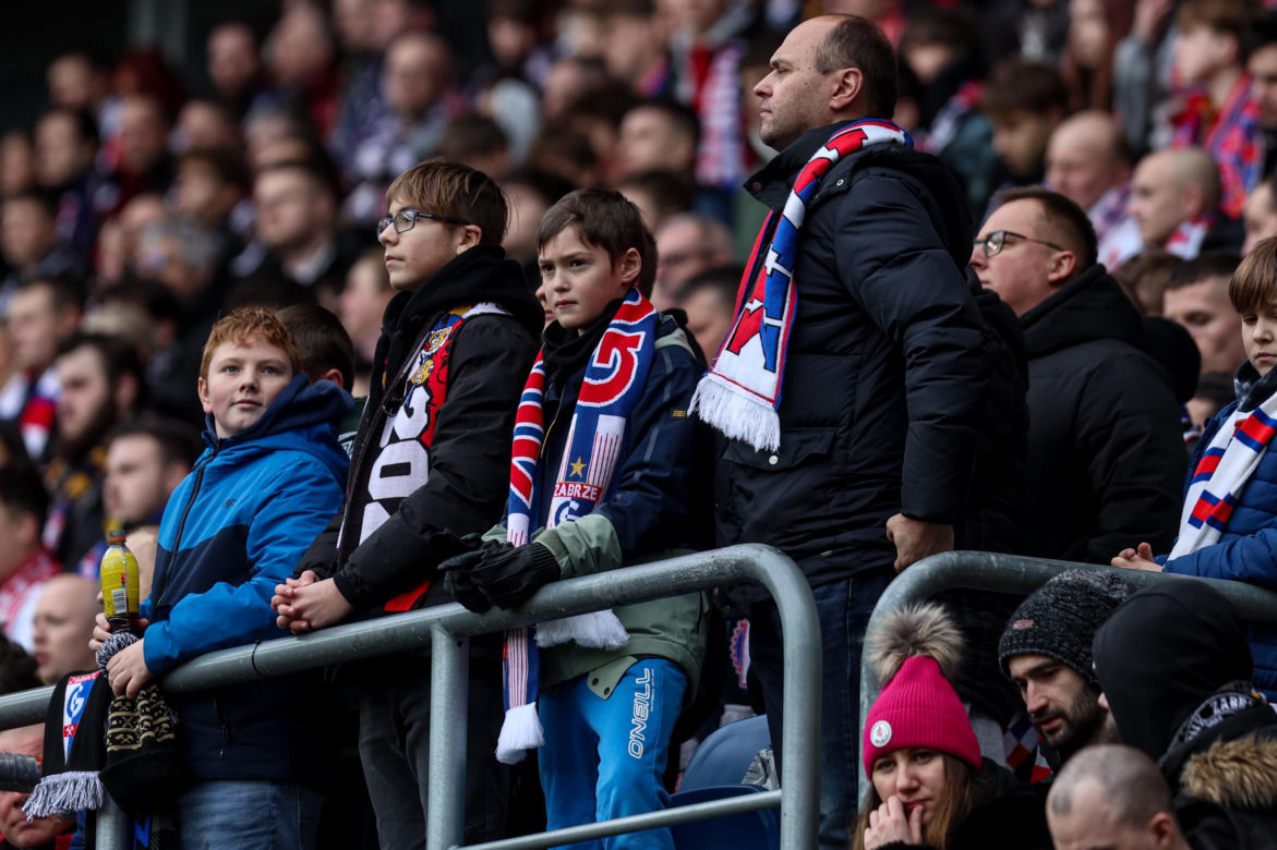 Górnik Zabrze zmierzył się z Puszczą Niepołomice. Na trybunach niemal 15 tys. kibiców
