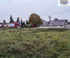 Jedna osoba ranna w wybuchu w domu jednorodzinnym w Kaczorowie
