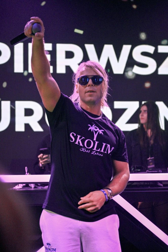 Daniel Nawrocki szalał na koncercie Skolima. Pojawiły się zdjęcia