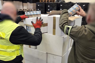 Gigantyczny przemyt na Śląsku. KAS przejęła towar za ponad 6,5 mln zł