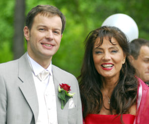 M jak miłość. Stefan (Steffen Moller), Simone (Agnieszka Fitkau-Perepeczko)