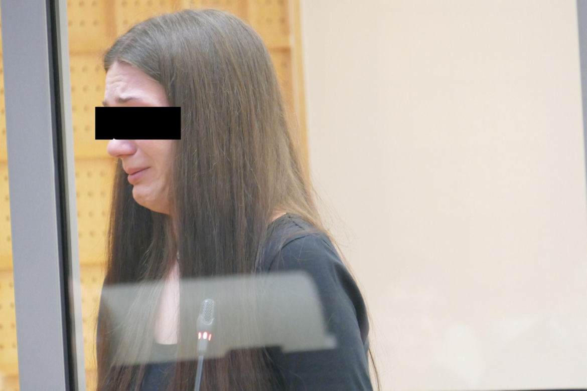 Przyłapał ukochaną na zdradzie i zostawił. Zginął pod kołami jej samochodu