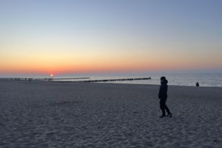 Zaskakujący spacer po Mielnie. Nie ma tłumów