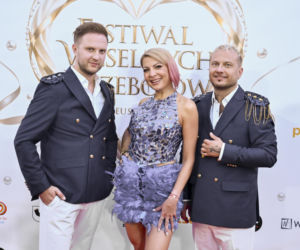 Ale ona wygląda! Magda Narożna w kilku kreacjach podbiła Festiwal Weselnych Przebojów