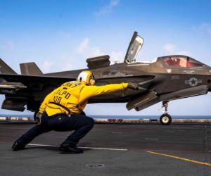 USA uderza w Iran. CENTCOM mówi o samoobronie