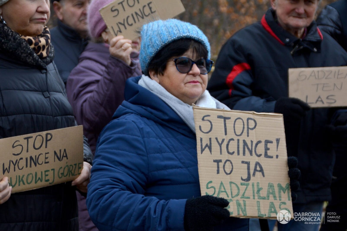 Protest mieszkańców przeciwko wycince drzew na Bukowej Górze