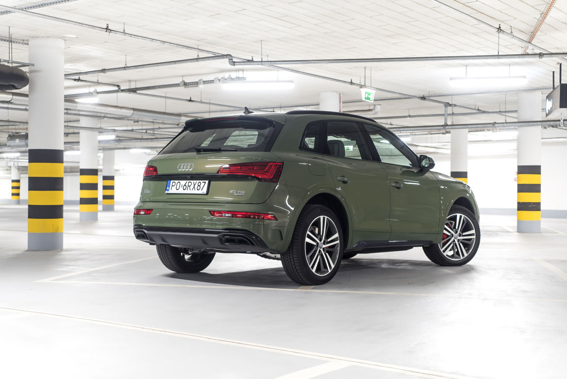 Audi Q5 S line 40 TDI quattro S tronic (District Green)