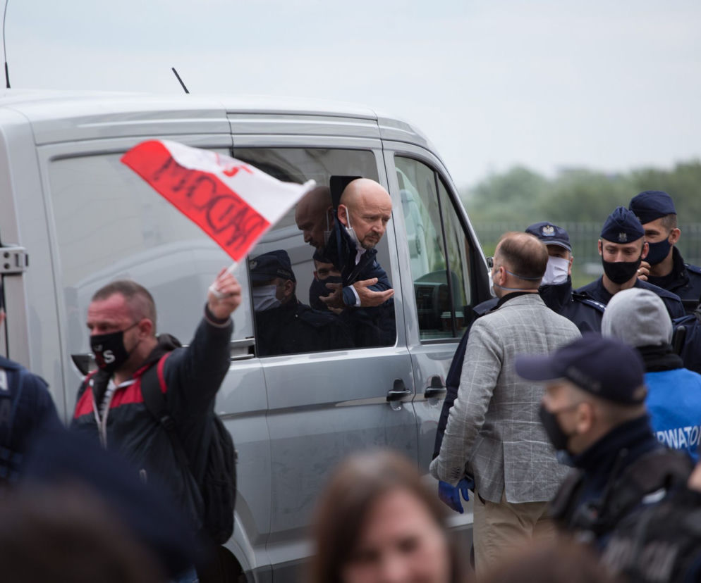 Senator Jacek Bury zatrzymany podczas  strajku przedsiebiorcow 