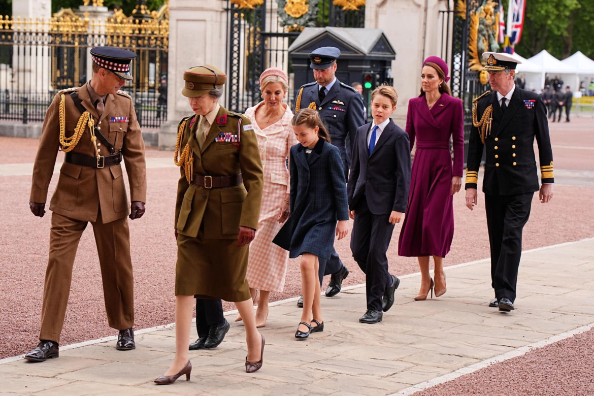 Tajemnicze zniknięcie blisko księżnej Kate! "Odchodzi po 15 latach"