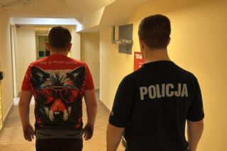 39-latek aresztowany za gromadzenie materiałów pornograficznych z udziałem dzieci i zwierząt