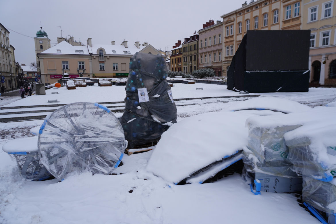 Trwa budowa Świątecznego Miasteczka w Rzeszowie 