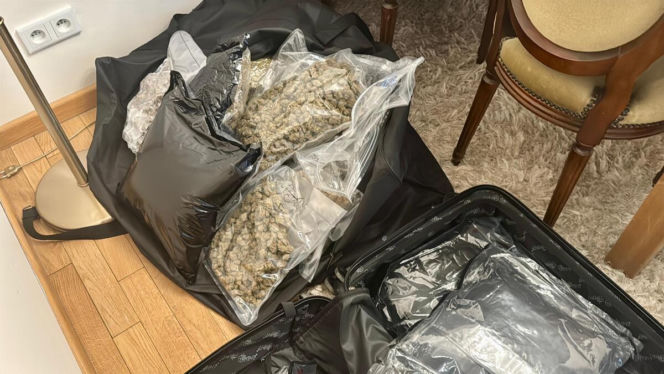 Wielki boss kiboli złapany na gorącym uczynku! Policjanci zabezpieczyli narkotyki warte 10 mln złotych!