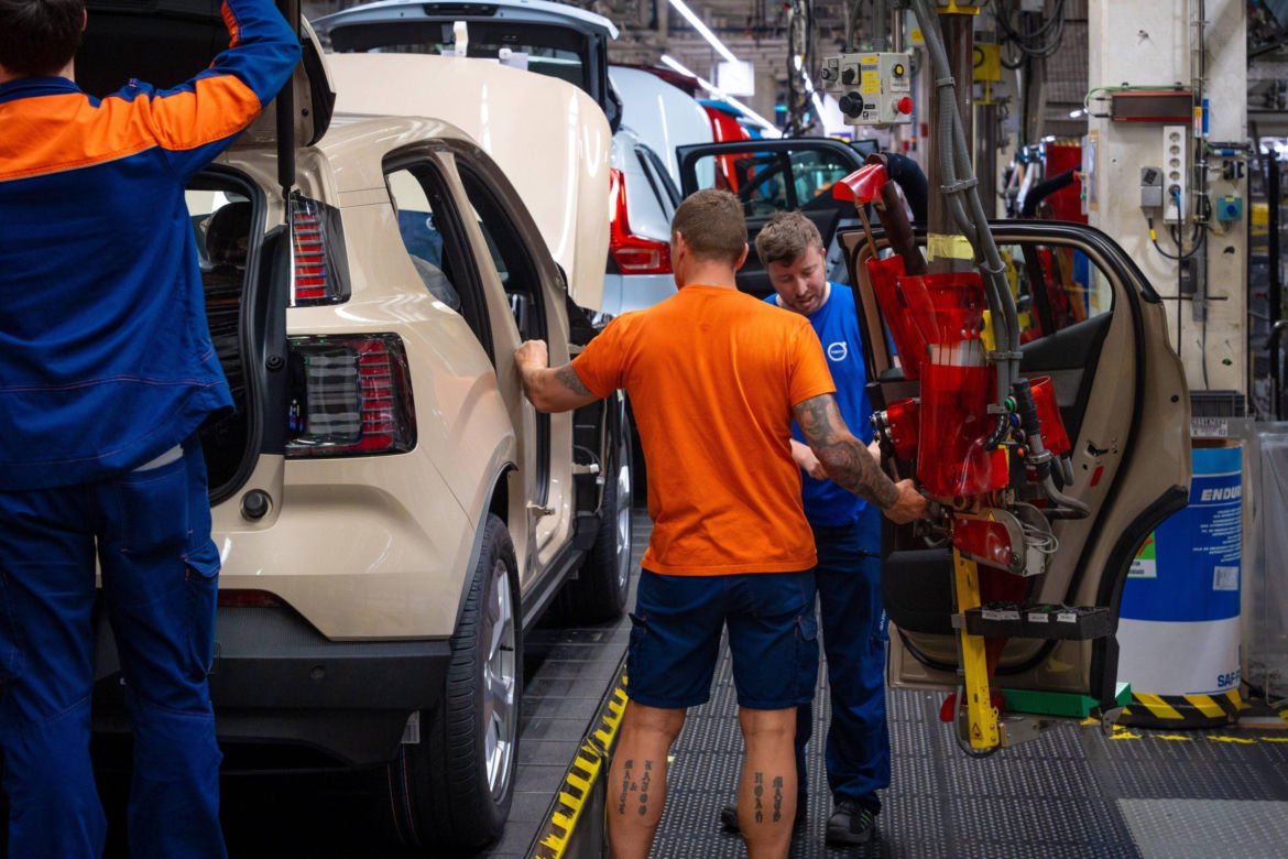 Produkcja Volvo EX30 w Gandawie