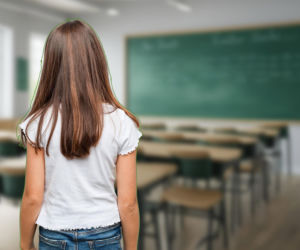 Tajemnicza śmierć 10-letniej Kingi. Szkoła żegna swoją uczennicę. Nie umiera ten kto trwa w sercach