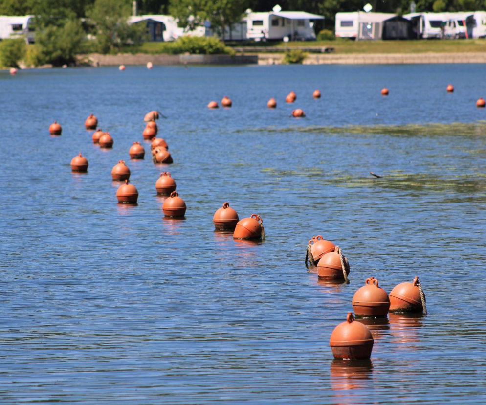 Rozpoczęło się znakowanie szlaków żeglownych warmińsko-mazurskiego. Do zamontowania kilkaset boi i znaków!