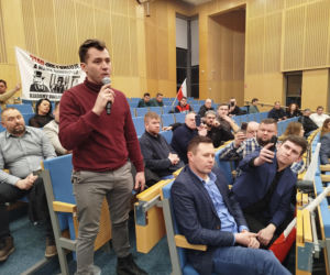 Protest rolników na spotkaniu z ministrem rolnictwa na Uniwersytecie w Siedlcach