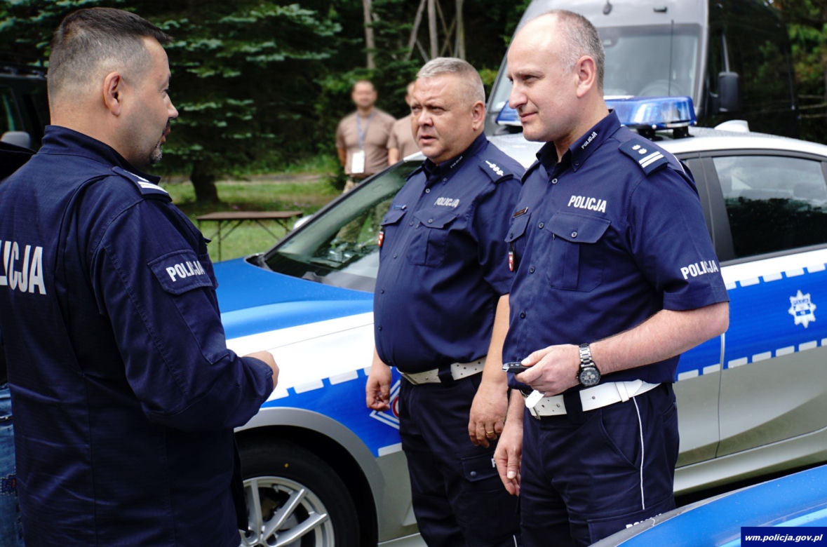 Podlaska policja ma nowe oznakowane radiowozy BMW serii 3 (G20)